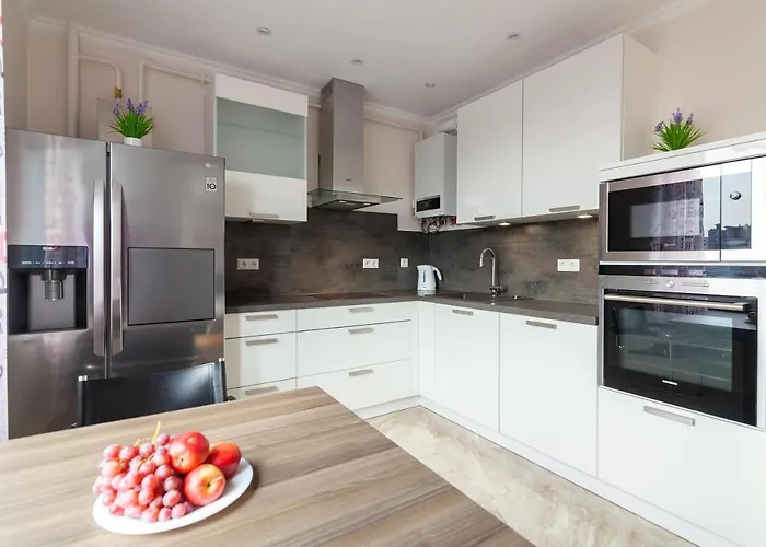 Apartamento Regrand On Kulisha 47a